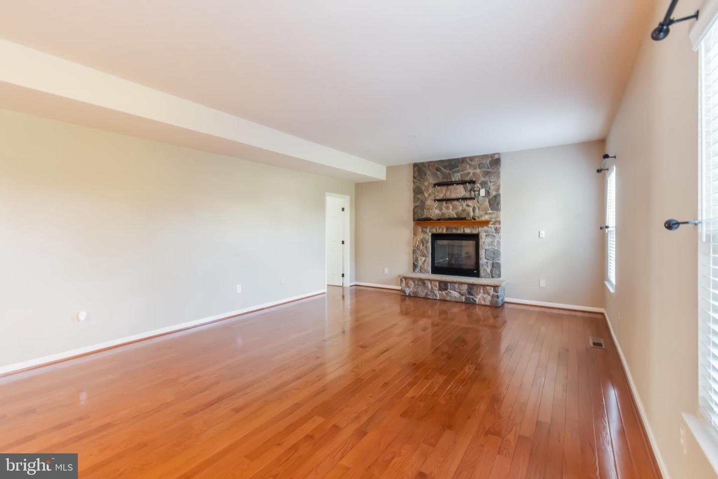 620 UPPER FIELD CIR,WESTMINSTER,MD,21158,CARROLL - MDCR2023928