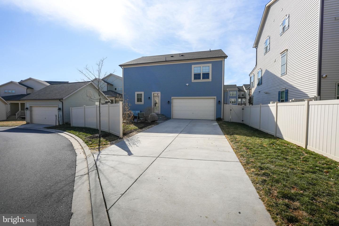 8716 SHADY PINES DR,FREDERICK,MD,21704,FREDERICK - MDFR2060258