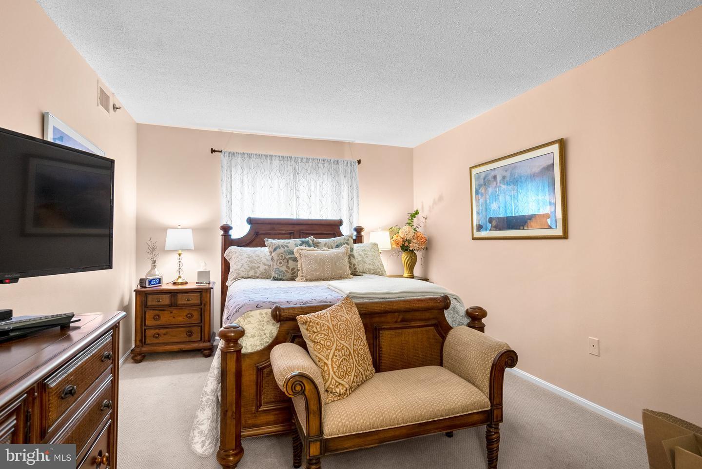 3330 N LEISURE WORLD BLVD #5-212,SILVER SPRING,MD,20906,MONTGOMERY - MDMC2164846