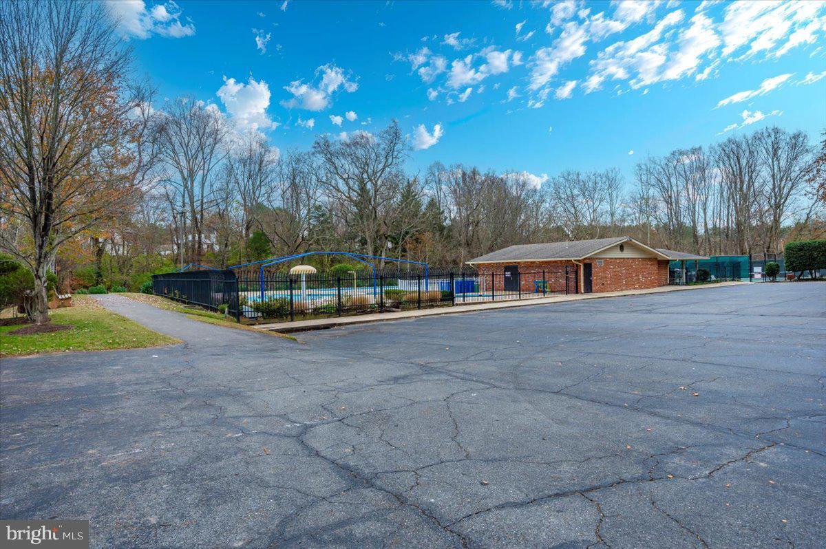 2 DUNCAN BRANCH CT,ROCKVILLE,MD,20850,MONTGOMERY - MDMC2165004