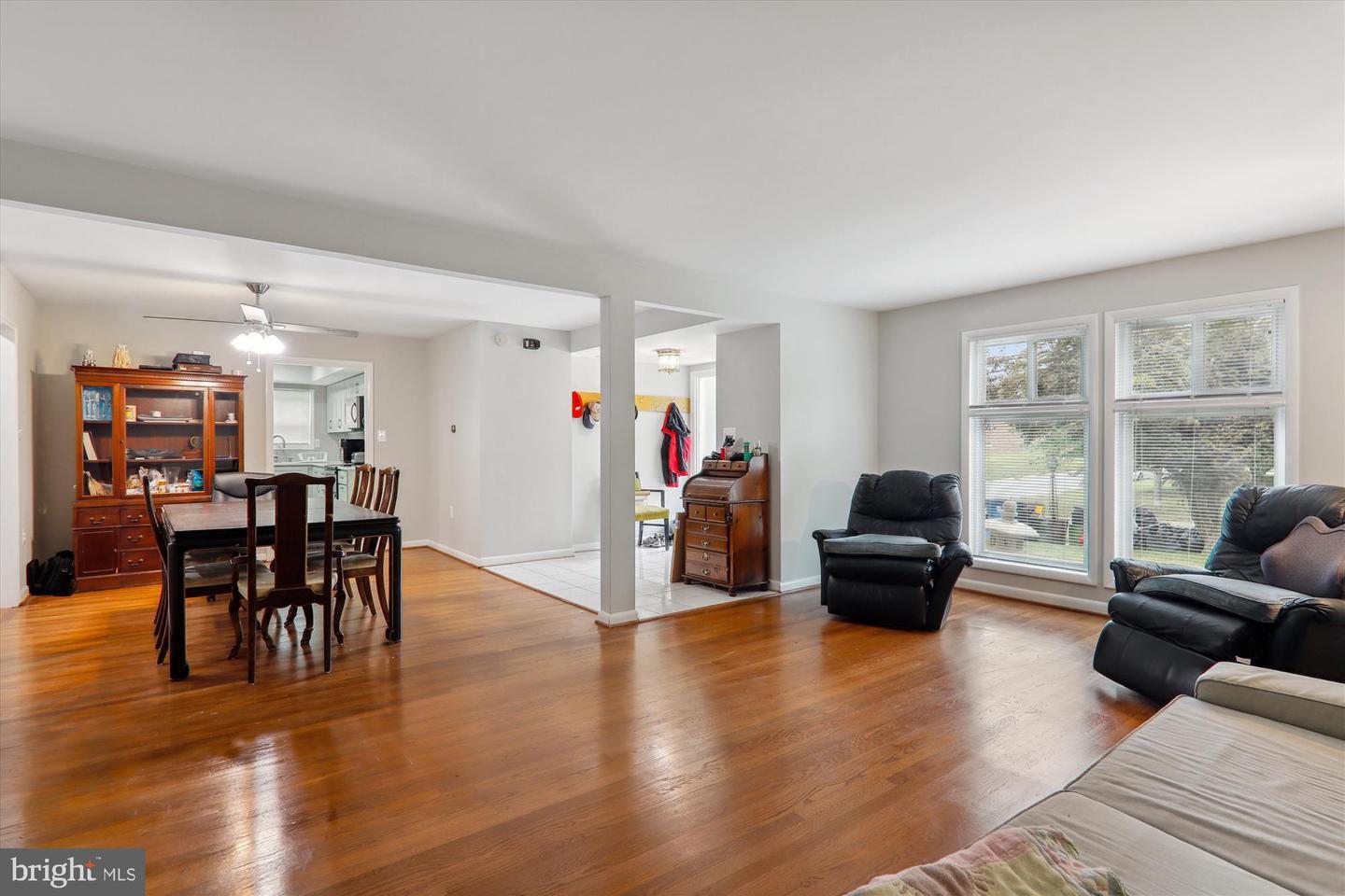 11518 CHARLTON DR,SILVER SPRING,MD,20902,MONTGOMERY - MDMC2167284