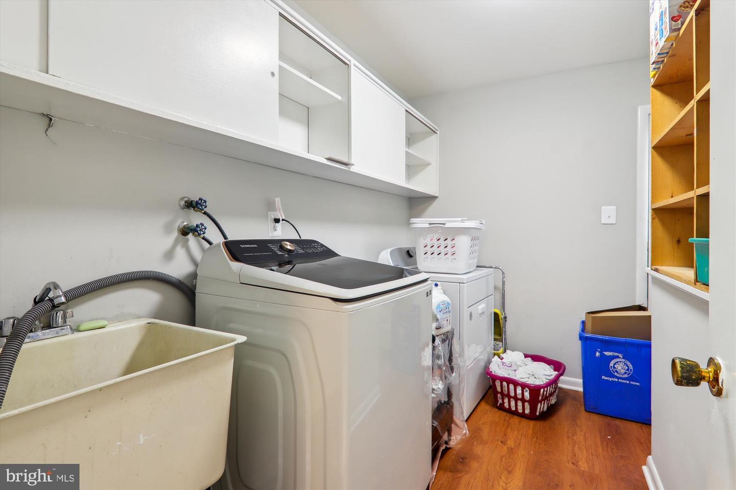 11518 CHARLTON DR,SILVER SPRING,MD,20902,MONTGOMERY - MDMC2167284