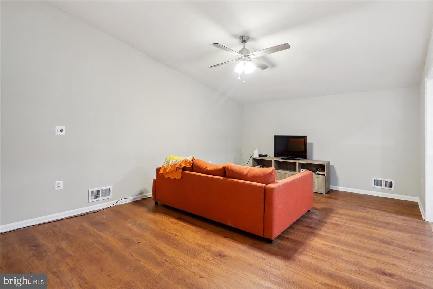 11518 CHARLTON DR,SILVER SPRING,MD,20902,MONTGOMERY - MDMC2167284