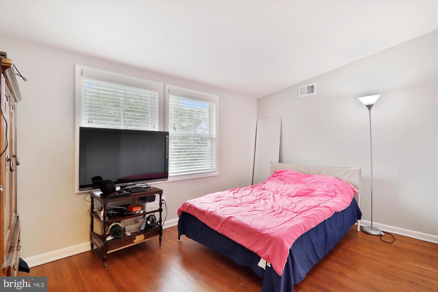 11518 CHARLTON DR,SILVER SPRING,MD,20902,MONTGOMERY - MDMC2167284