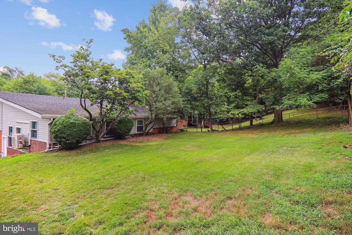 11518 CHARLTON DR,SILVER SPRING,MD,20902,MONTGOMERY - MDMC2167284