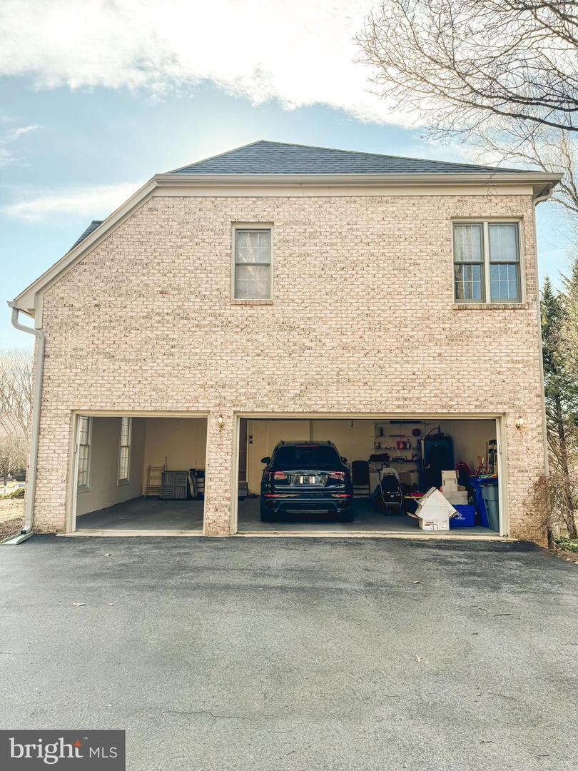 4001 WINTERSWEET CT,ROCKVILLE,MD,20853,MONTGOMERY - MDMC2167472